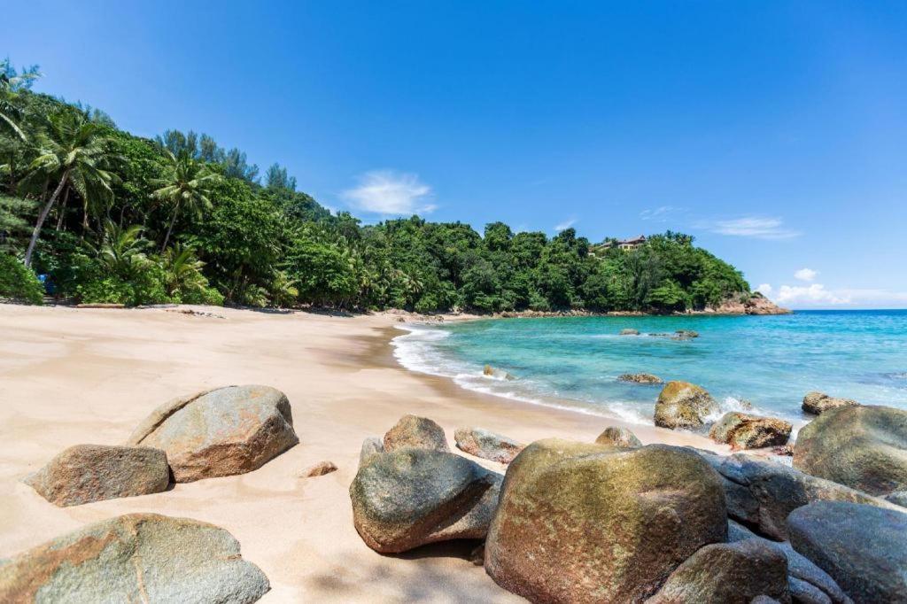 Oyo 292 The Oddy Hip Hotel Patong Bagian luar foto
