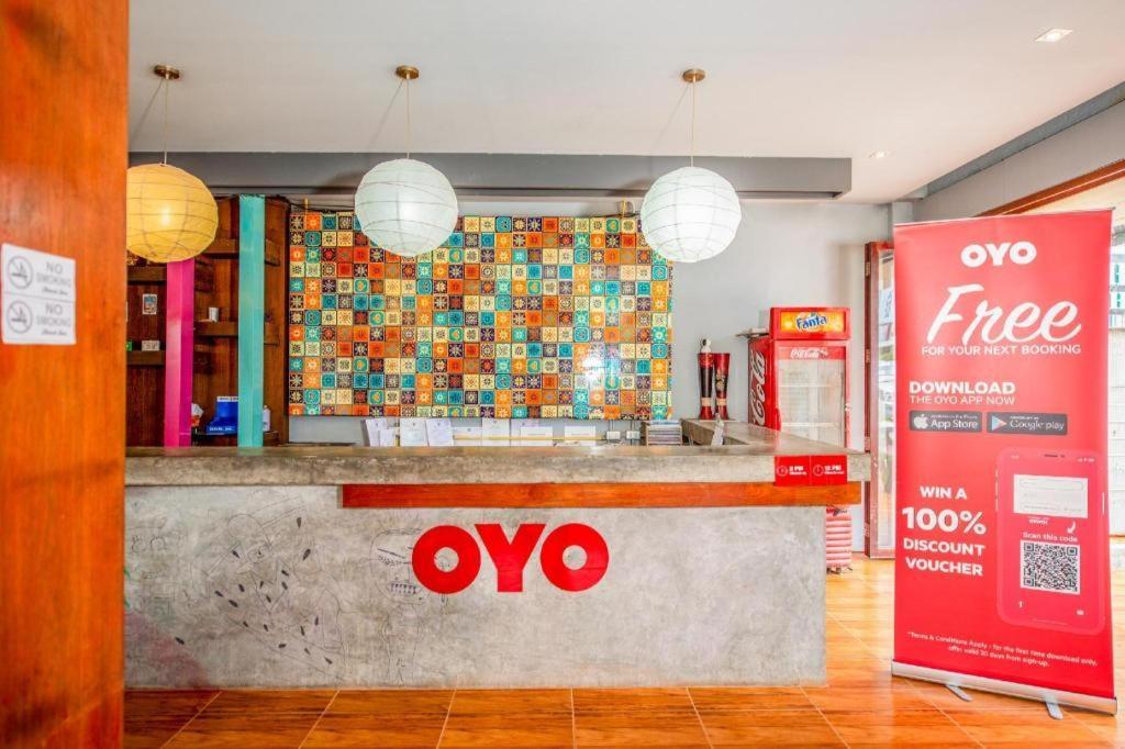 Oyo 292 The Oddy Hip Hotel Patong Bagian luar foto